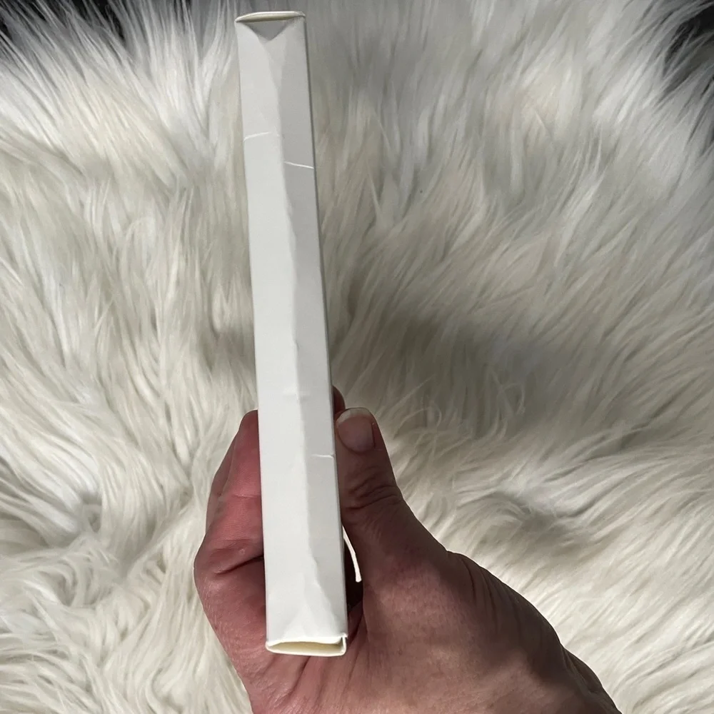 Original box Apple 30-pin to VGA adapter